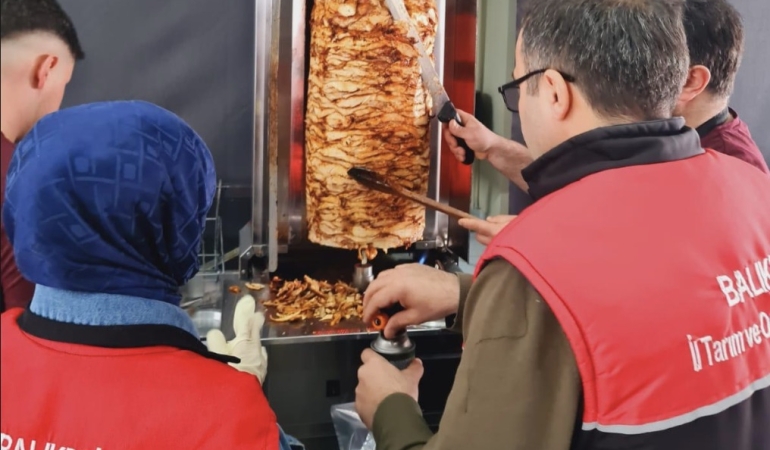 Gönen’de döner işletmeleri denetlendi: Numuneler uygun çıktı