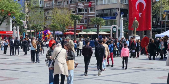 Marmara Denizi’nde 6.2 büyüklüğünde deprem Balıkesir’de de hissedildi
