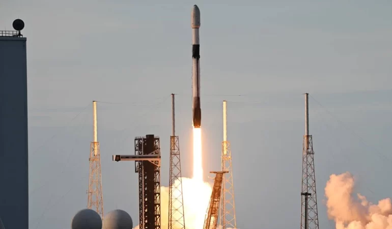 Uçaklarda Yerli Uyduyla İnternet Dönemi Başlıyor