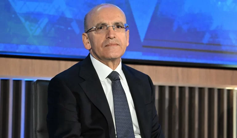 Bakan Şimşek, İngiltere’de Yatırım Fırsatlarını Anlattı