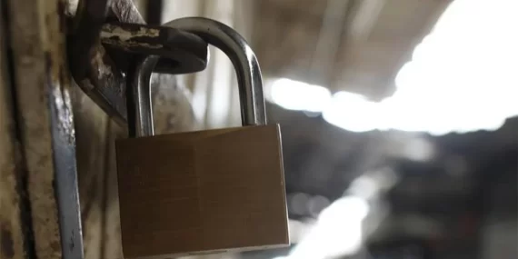 Sanayide Alarm Zilleri: 4 Ayda 8 Bin 187 Şirket Kapandı, 1 Milyona Yakın Kişi İşsiz Kaldı