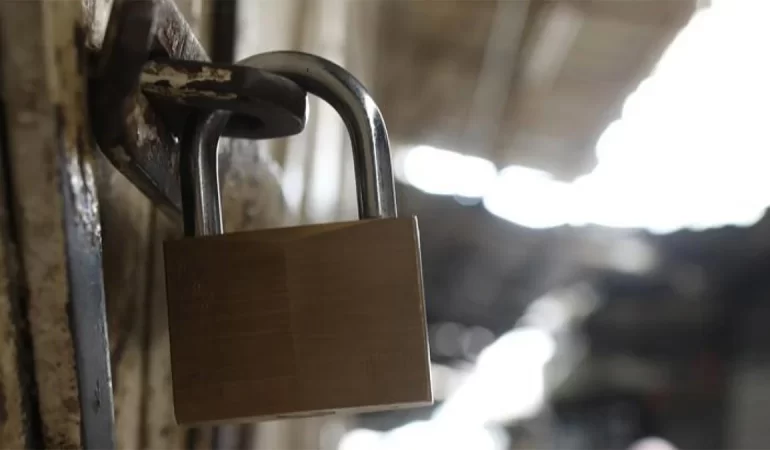 Sanayide Alarm Zilleri: 4 Ayda 8 Bin 187 Şirket Kapandı, 1 Milyona Yakın Kişi İşsiz Kaldı