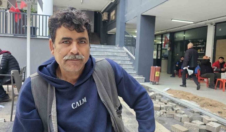 Tek kimlikle iki hayat