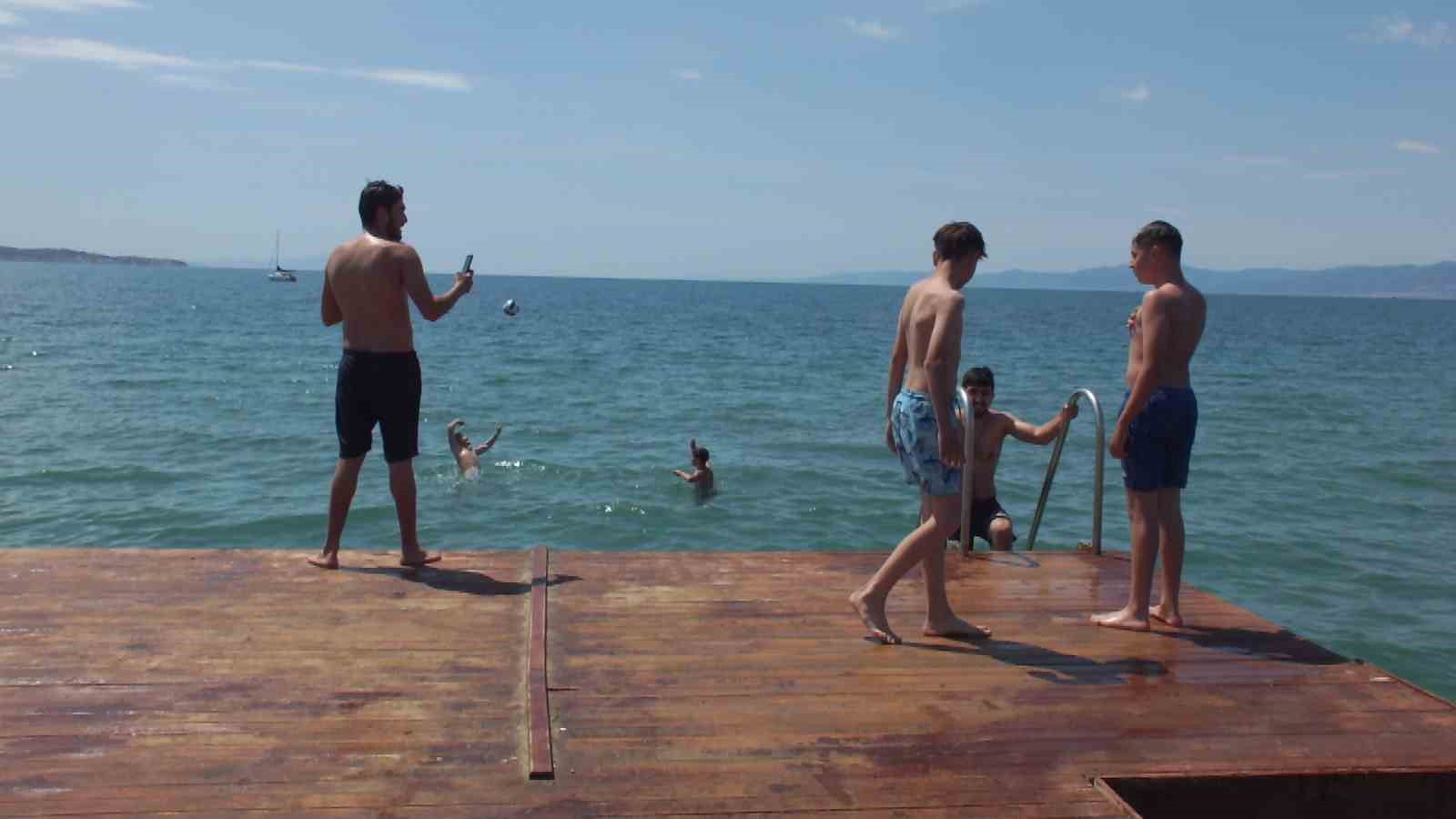 KUZEY EGE DE DENİZ SEZONU AÇILDI