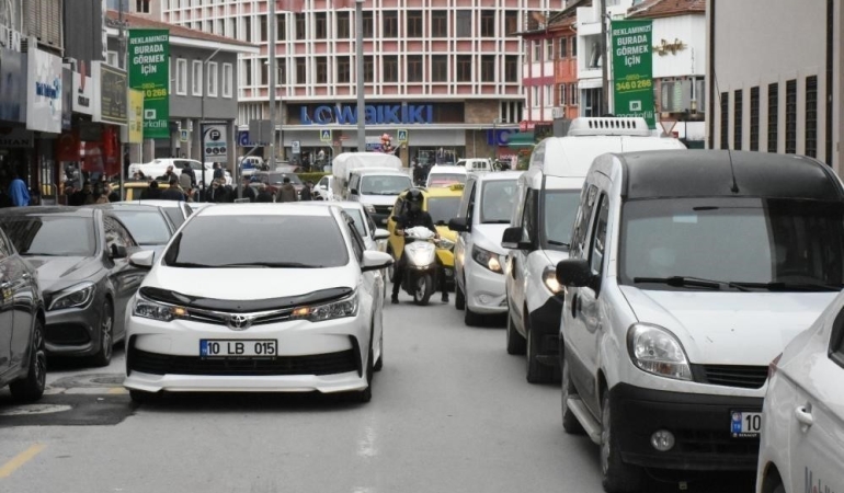 Balıkesir’de trafiğe kayıtlı araç sayısı 655 bin 884’e yükseldi