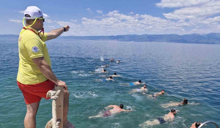 Balıkesir’de cankurtaranlar yaz sezonuna hazır