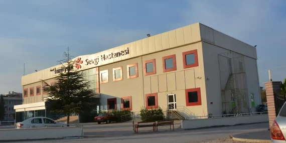 Balıkesir’de Sevgi Hastanesi Nev Grup’a Satıldı