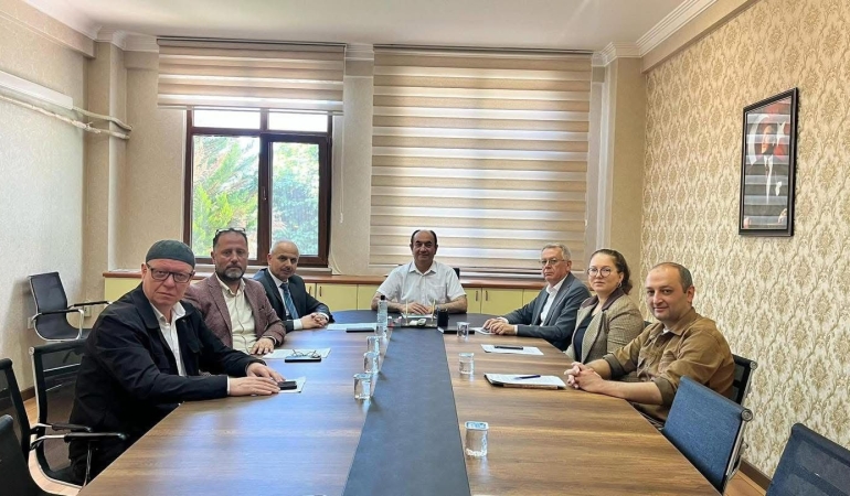 2025 Yılı Kurban Hizmetleri Komisyonu Gönen’de Toplandı: Satış ve Kesim Esasları Belirlendi