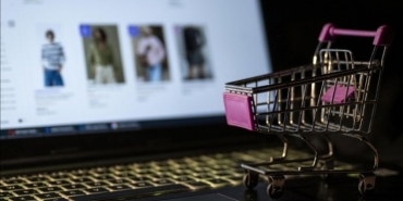 1820989-iki-cocuk-urunu-icin-toplatma-karari-internette-satisi-yapiliyordu-685a5ecea2821