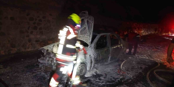 Kazdağları’nda çıkan araç yangınına itfaiye müdahale etti
