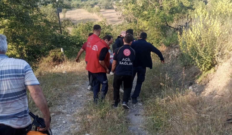 Balıkesir’de traktör devrildi; 1 yaralı