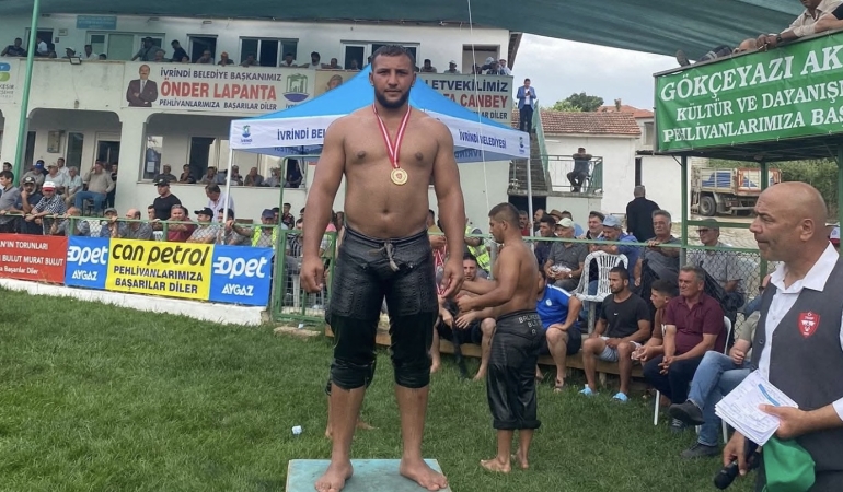 Gönenli Pehlivan Mecit Bıçak Başarılarıyla Dikkat Çekiyor