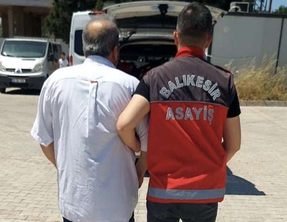 Balıkesir’de 35 yıl hapis cezasıyla aranan şahıs yakalandı