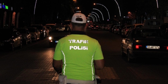 Gönen trafiğine sıkı denetim: 219 sürücüye ceza