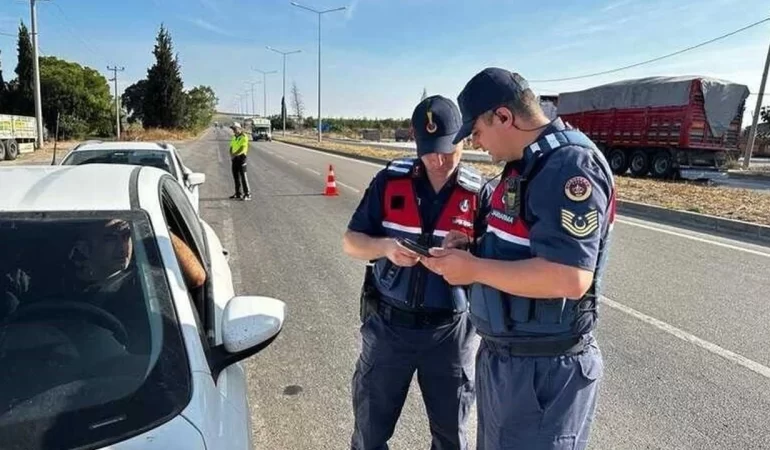 Balıkesir’de Huzur ve Güvenlik Uygulamaları Sürdürülüyor: 1 Haftada Aranan 200 Şahıs Yakalandı
