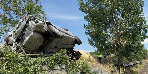 Balıkesir’de Takla Atan Otomobil Kanala Uçtu: 1 Yaralı