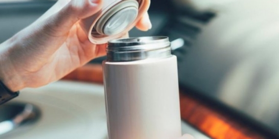 Su şişesi skandalı: 2 kişi kör oldu, binlercesi toplatılıyor