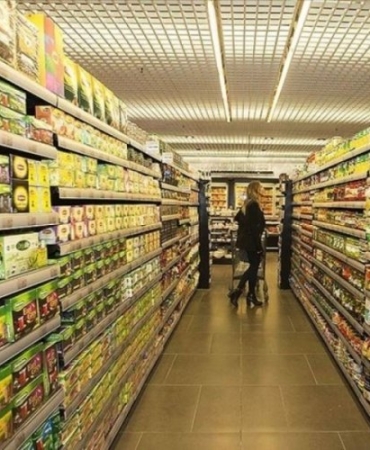 1829070-market-raflarindan-alirken-etikete-iki-kere-bakin-6883262fe6329