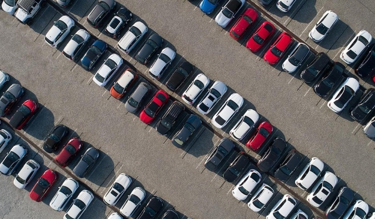 Terk edilen araçlar satışa çıkıyor: Borçlar yeni sahibine yansıtılmayacak