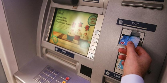 ATM’lerde şifre güvenliği artıyor: 6 ayda bir zorunlu değişiklik