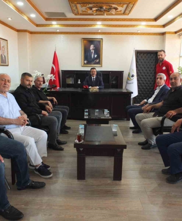 BURHANİYE’DE ELAZIĞLILAR KAYMAKAM ATİLLA’YI ZİYARET ETTİ
