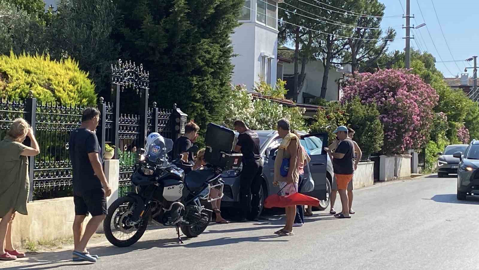 ALKOLLÜ KADIN SÜRÜCÜNÜN KULLANDIĞI ARAÇ BAHÇE DUVARINA ÇARPARAK DURABİLDİ