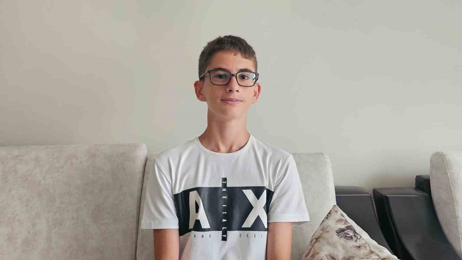 BANDIRMA'DAN LGS'DE BÜYÜK BAŞARI BANDIRMA'DA 4 ÖĞRENCİ LGS'DE 500 TAM PUAN ALDI