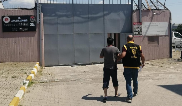 Balıkesir’de aranan şahıslara şafak operasyonu: 40 kişi yakalandı