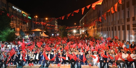 Balıkesir’de 15 Temmuz ruhu Milli İrade Meydanı’nda yaşatıldı