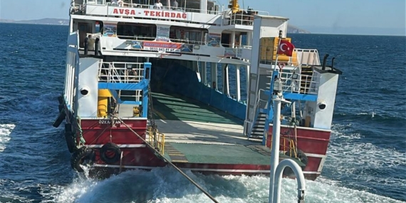 Feribottaki yangına müdahale sürüyor: 200 yolcu güvenli şekilde tahliye ediliyor