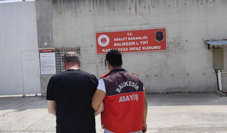 Balıkesir’de Aranan Cezaevi Firarisi Yakalandı