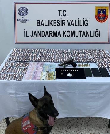 BALIKESİR'DE UYUŞTURUCU ÇETESİNE ŞAFAK OPERASYONU: 5 GÖZALTI