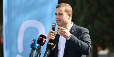 BALIKESİR BÜYÜKŞEHİR'DEN SÜT SOĞUTMA TANKI VE ARAÇ ÜSTÜ TAŞIMA TANKI DESTEĞİ AHMET AKIN: "ÜRETİCİM MUTLUYSA BEN DE MUTLUYUM"