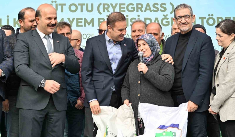 Balıkesir Büyükşehir’in çiftçiye desteği sürüyor