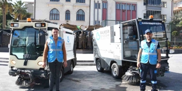 BÜYÜKŞEHİR’DEN ŞEHRİN DÖRT BİR YANINDA TEMİZLİK SEFERBERLİĞİ