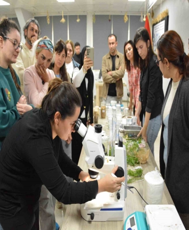 BAÇEM’DE 5. BİTKİ DOKU KÜLTÜRÜ KURSU TAMAMLANDI